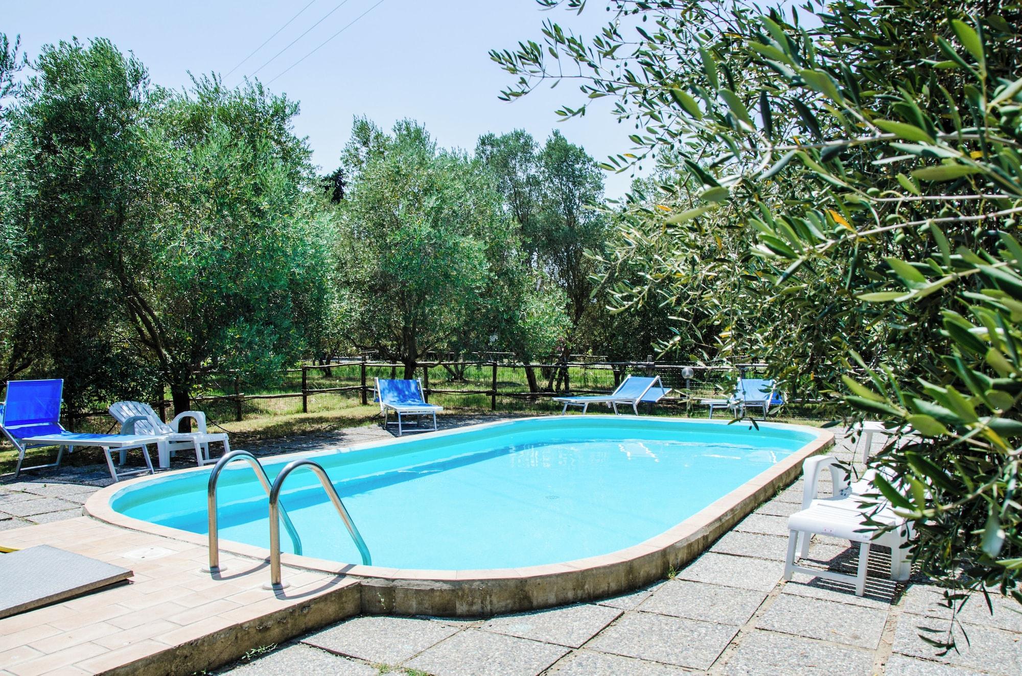 Varios Agriturismo la Fragolaia