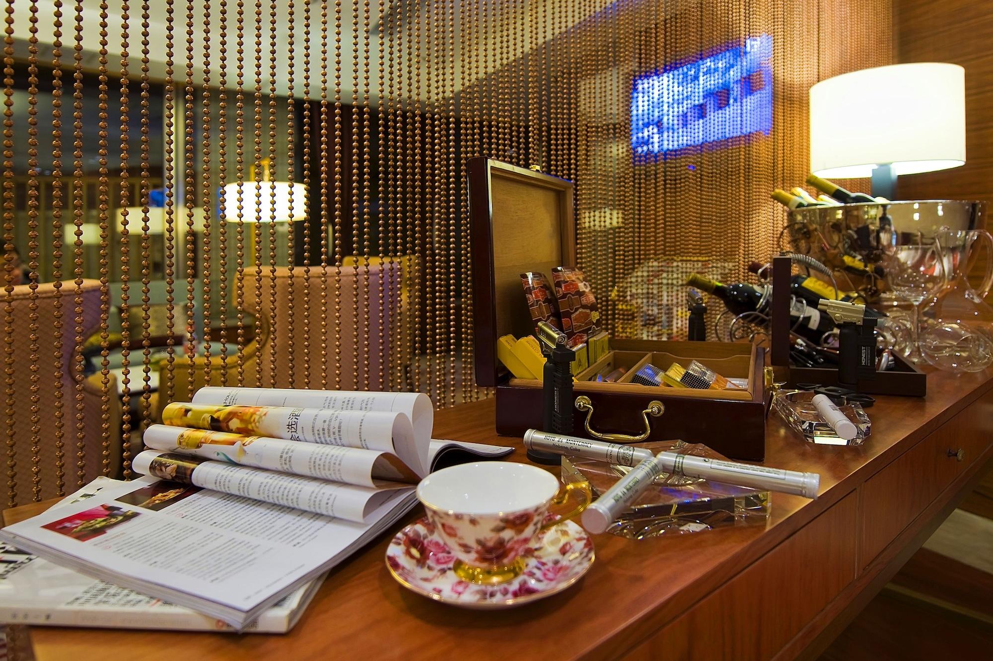 Bar/Salón Landison Plaza International Hotel Zhenjiang