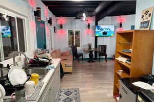 Alojamiento - Sin City Hostel