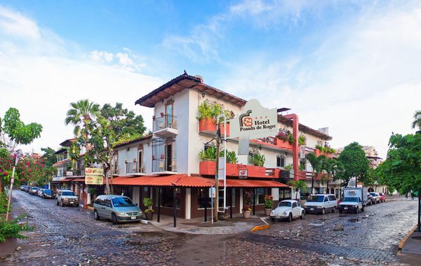 Hotel Posada de Roger - Near Los Muertos Beach - Hoteles en Puerto Vallarta, México