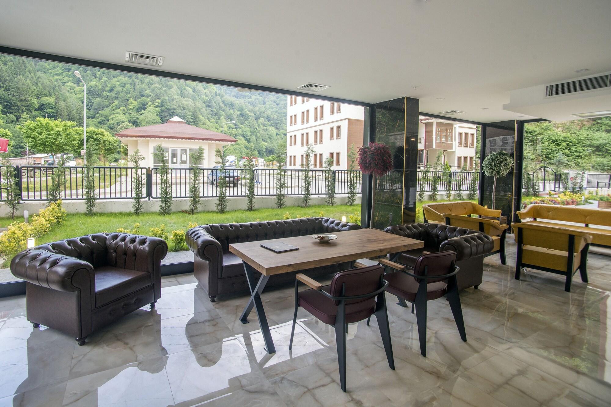 Vista Lobby Caykara Park Hotel