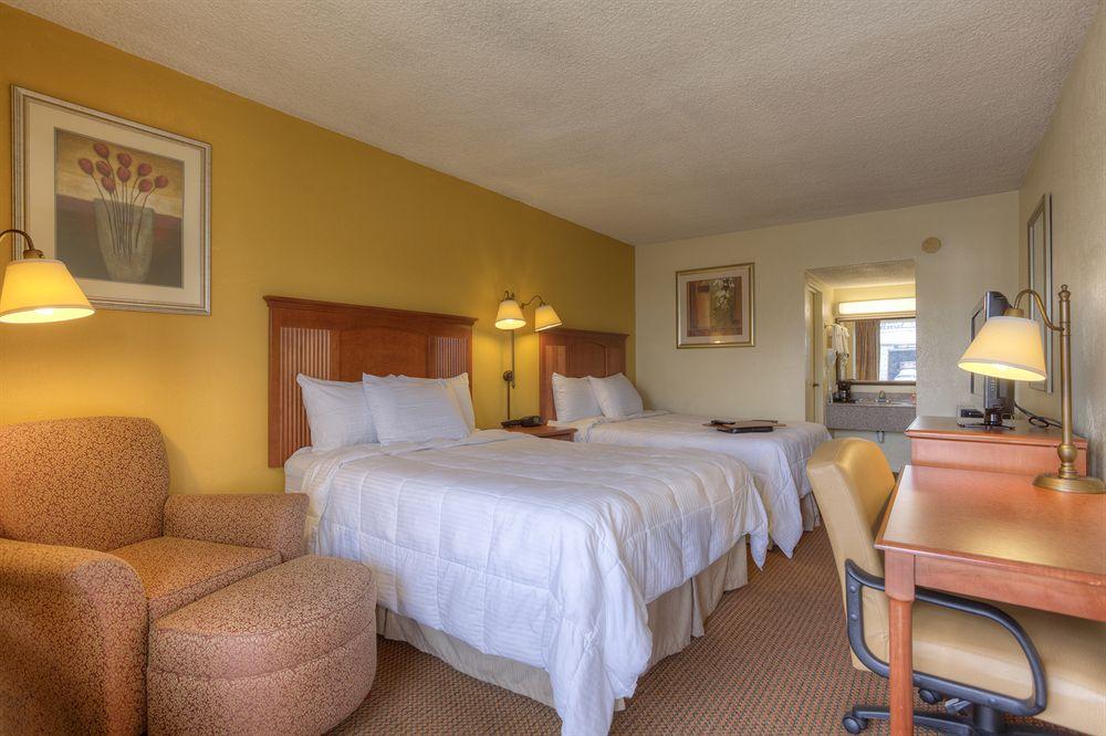 Habitación Econo Lodge (Byron)