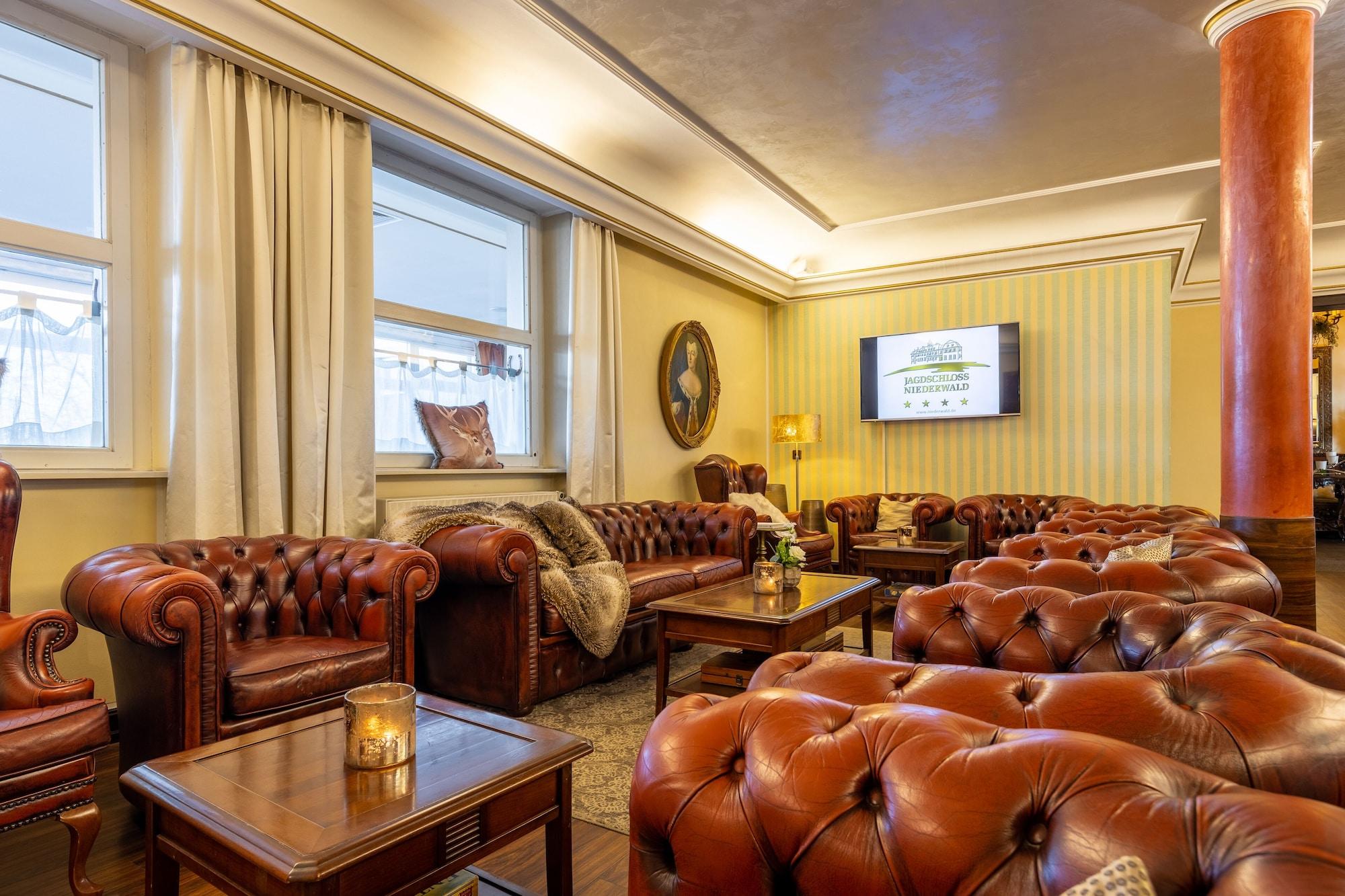Bar/Salón Top Hotel Jagdschloss Niederwald