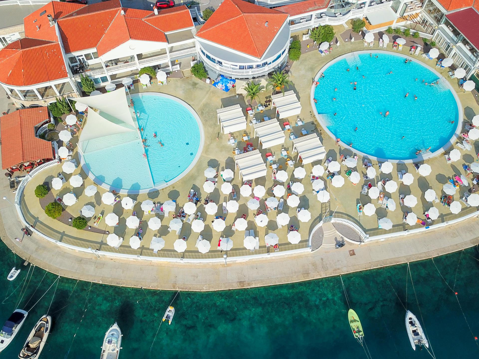 Vista Exterior Hotel Katarina