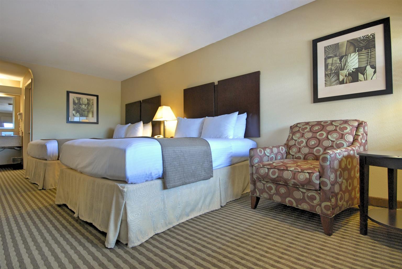 Habitación Best Western Cedar Inn