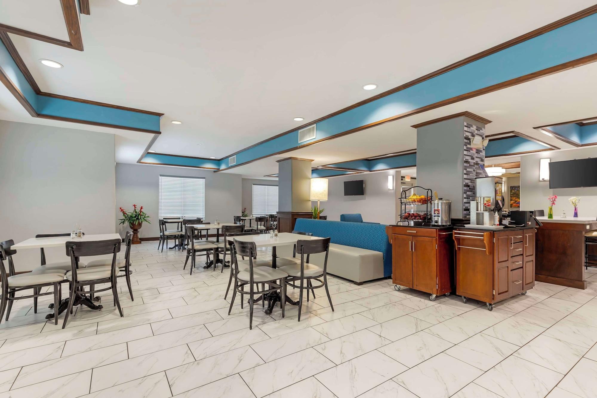 Restaurant Best Western Medical Center North Inn & Suites Near Six Flags