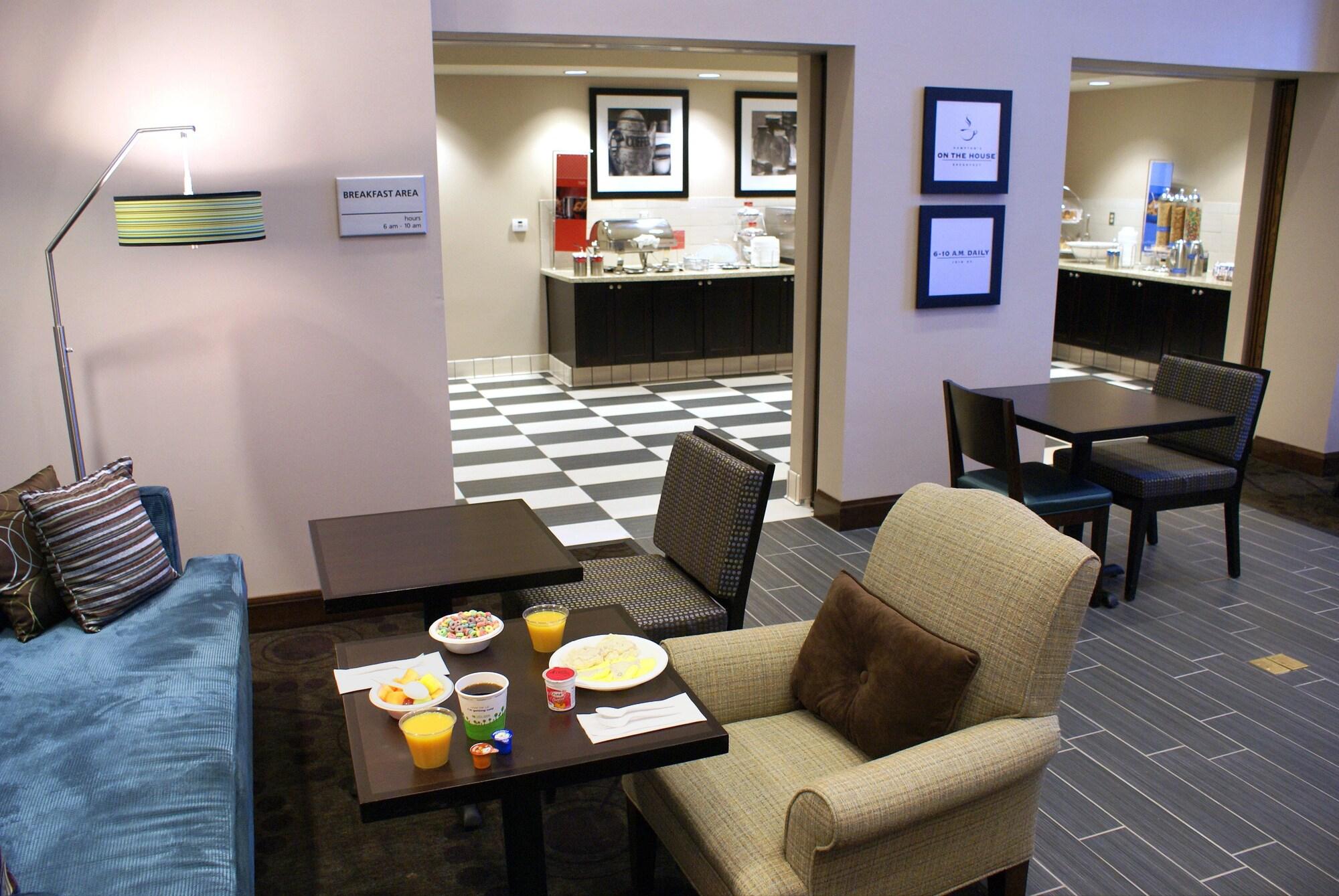 Bar/Salón Hampton Inn & Suites Suisun City Waterfront