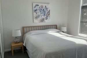 Alquiler Vacacional - Delightful, well-equipped guest house in peaceful garden setting.