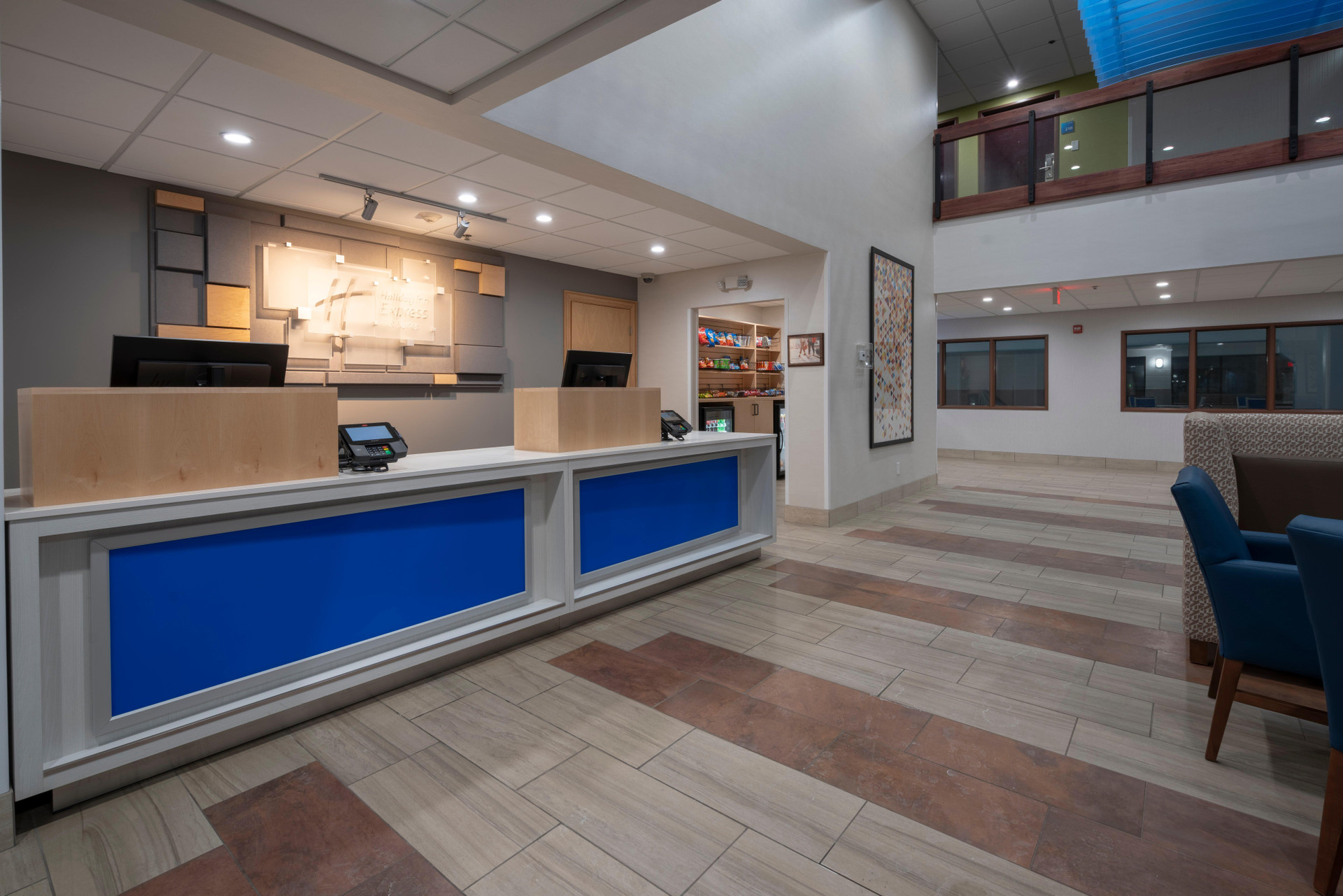 Vista Exterior Holiday Inn Express and Suites Coon Rapids Blaine