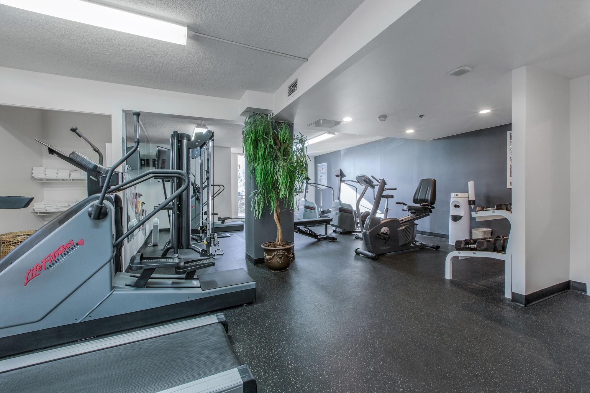 Gimnasio Hotel Faubourg Montreal