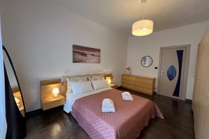 Alquiler Vacacional - Charming 1-bedroom apartment in enchanting Torino with WiFi