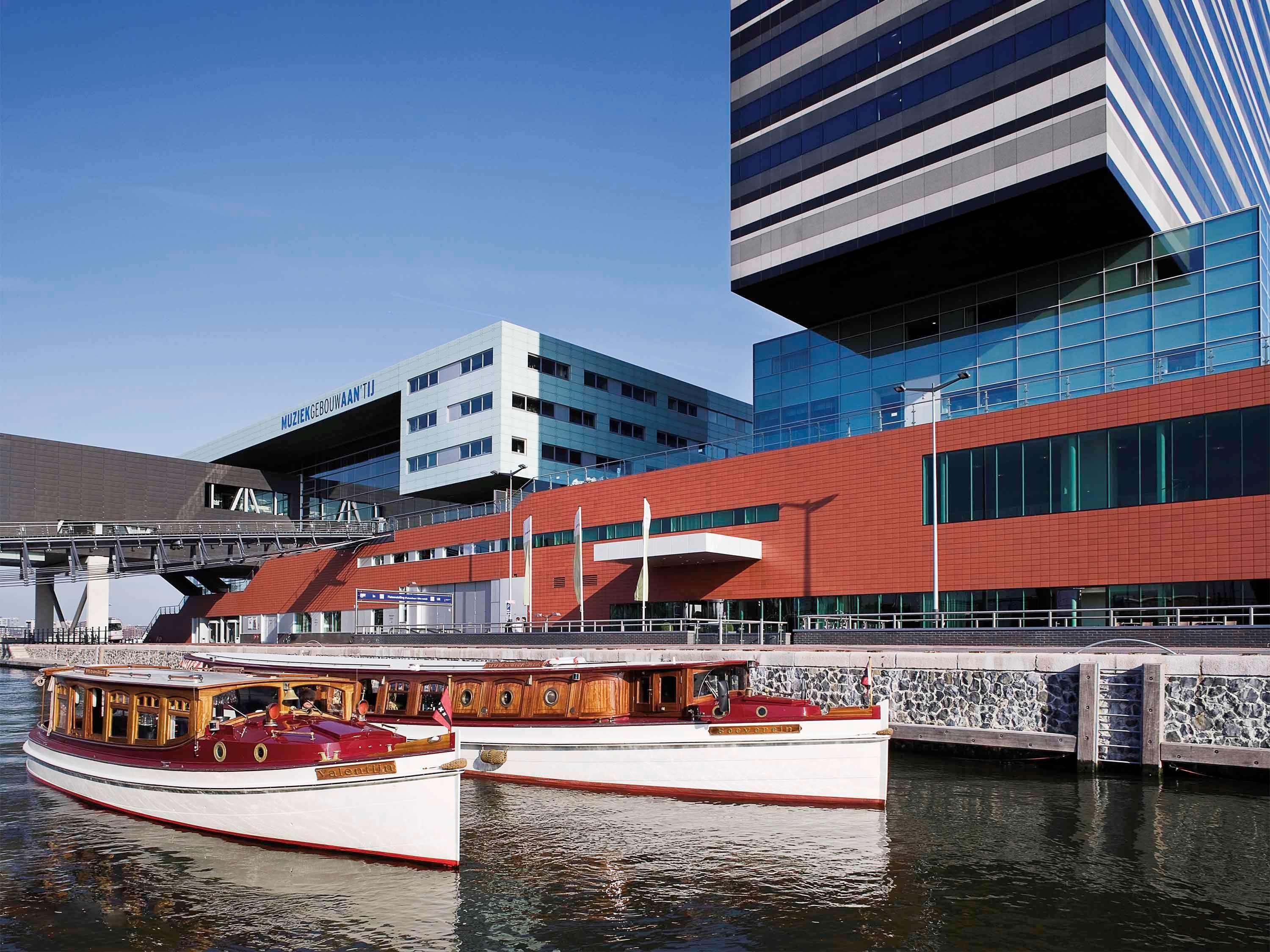 Vista Exterior Mövenpick Hotel Amsterdam City Centre