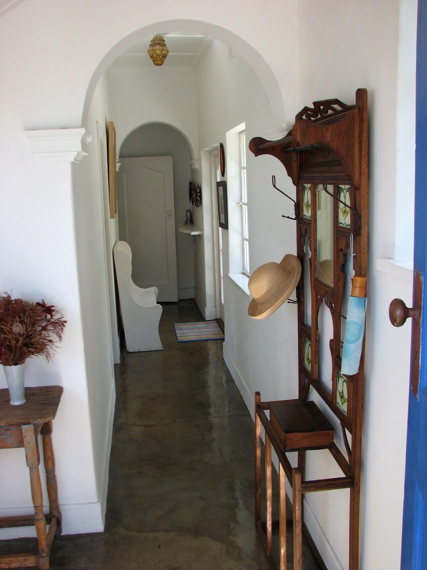 Vista Lobby Blue On Blue Bed and Breakfast