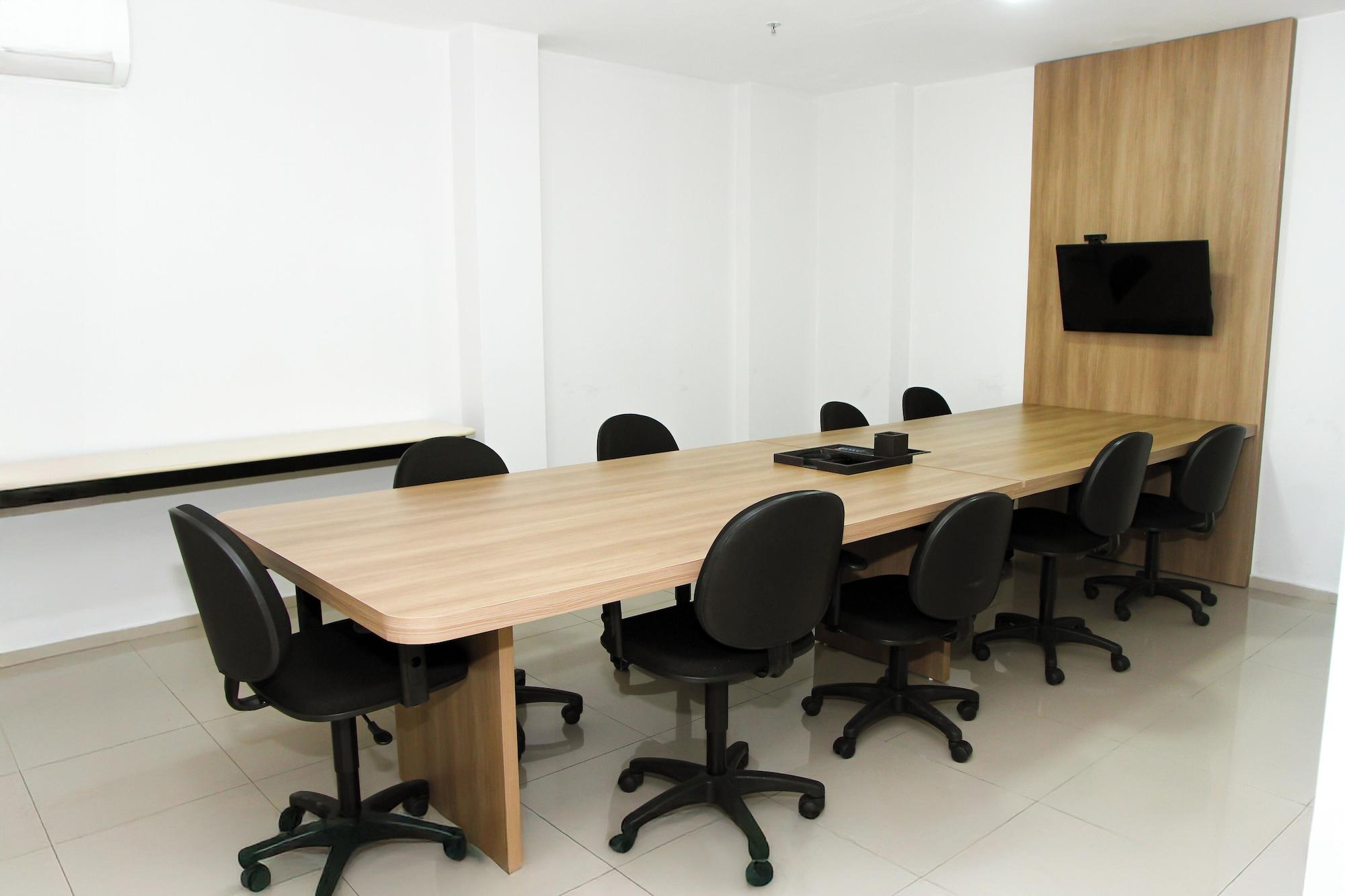 Sala de Reuniones Logic Hotel Volta Redonda