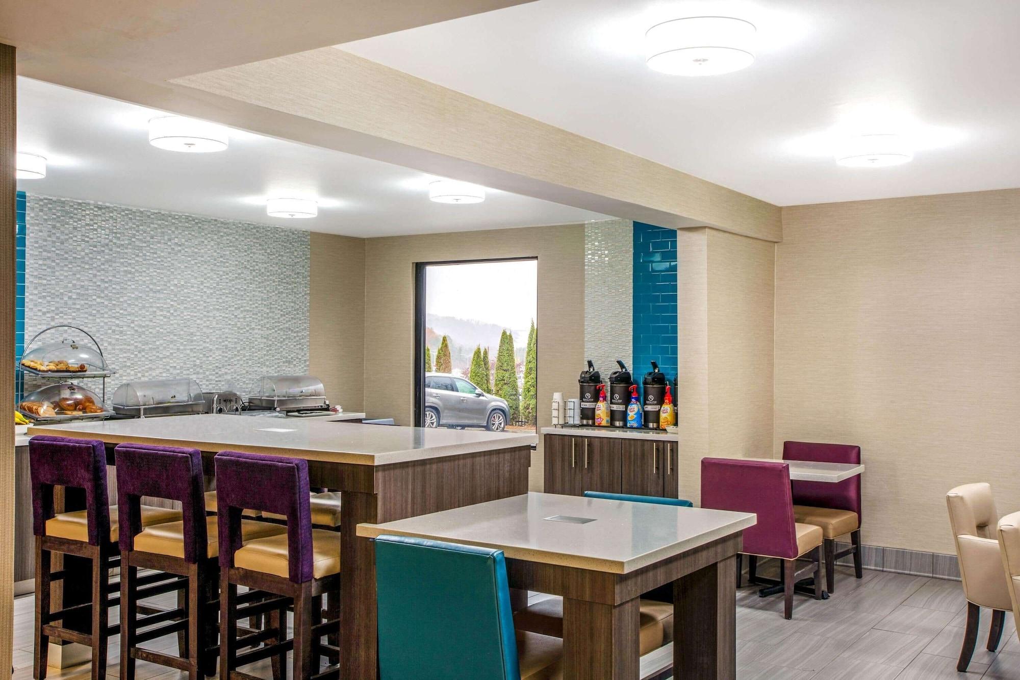 Bar/Salón La Quinta Inn by Wyndham Radford