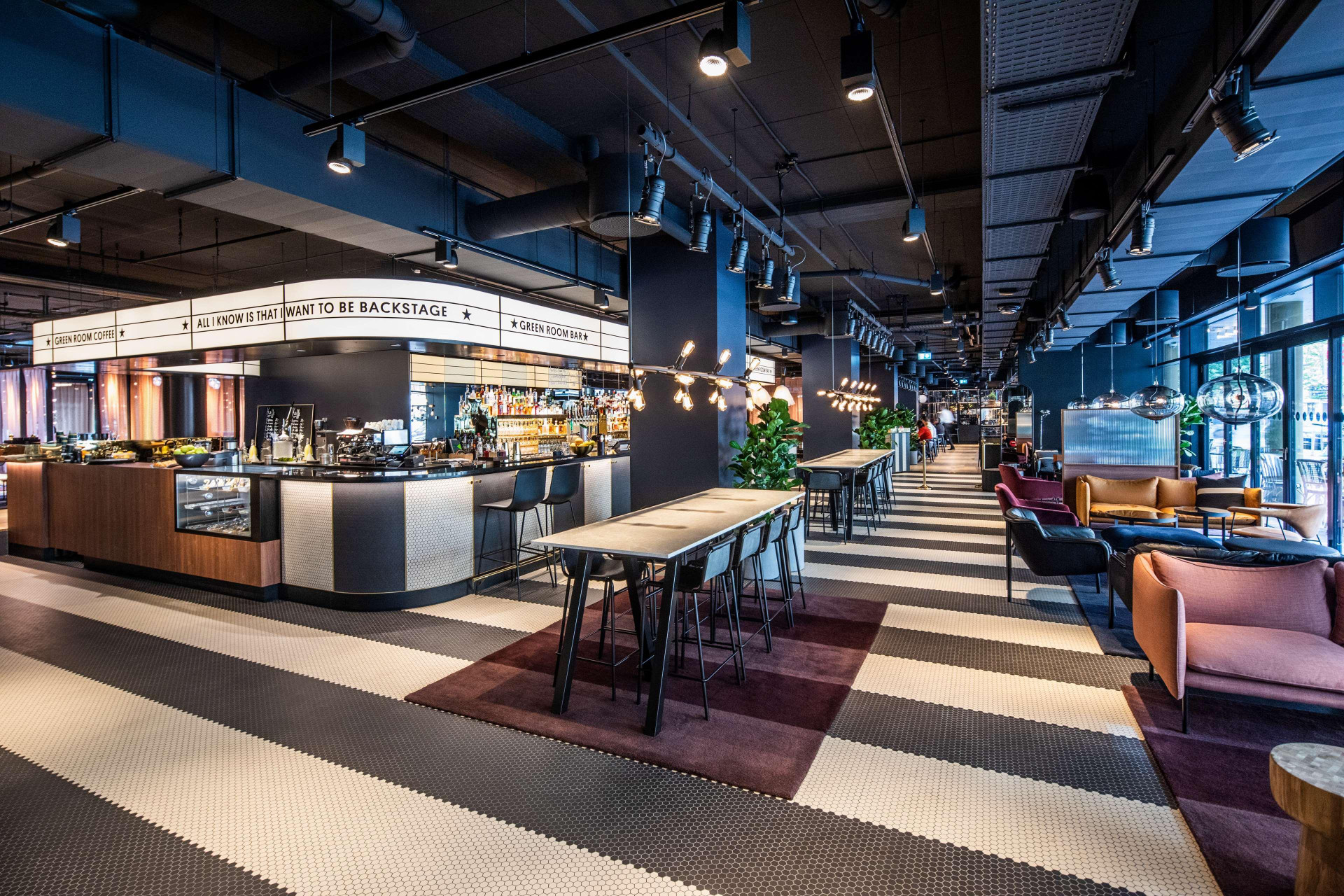 Bar/Salón Scandic Falkoner