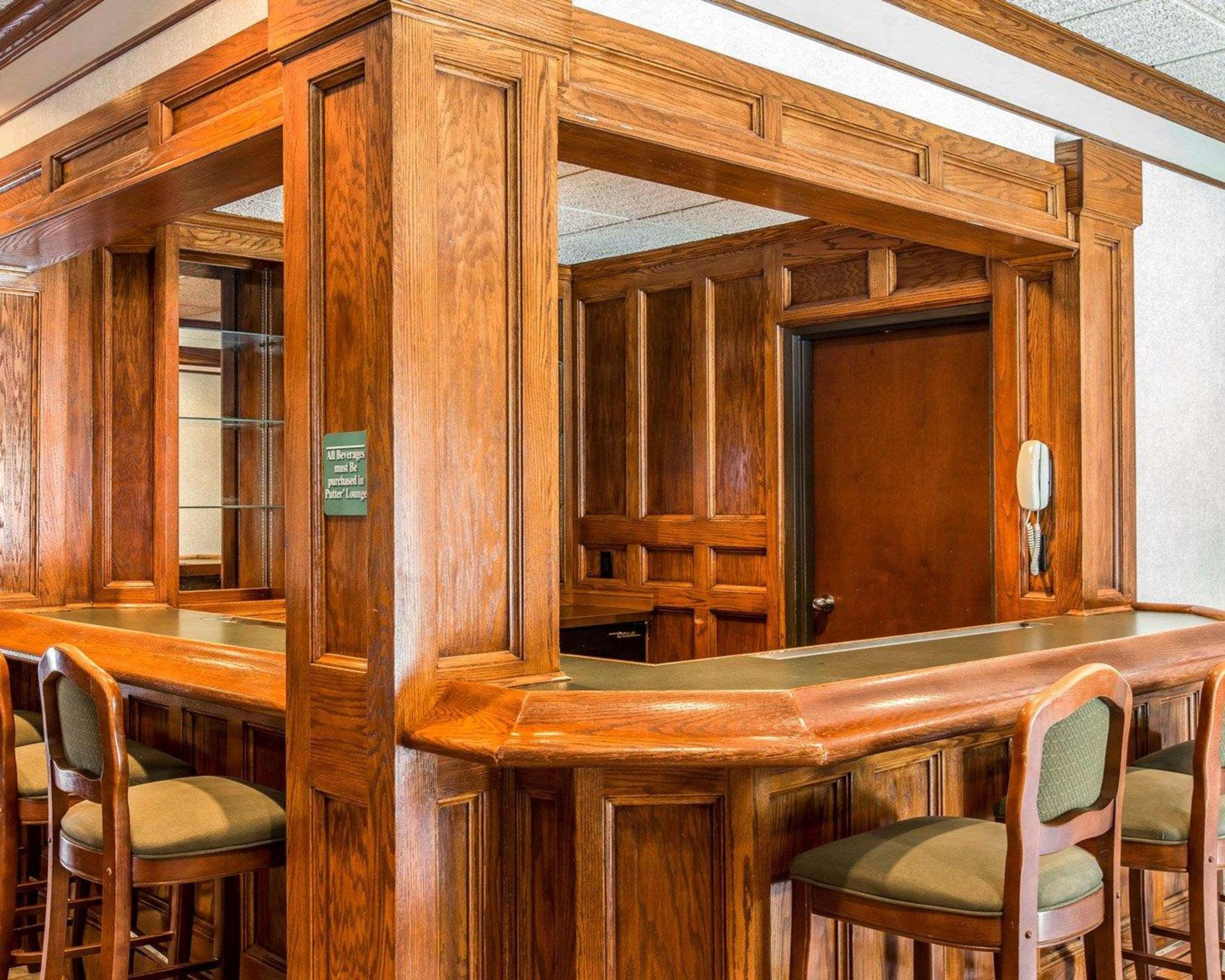 Bar/Salón Comfort Inn Pinehurst - Southern Pines