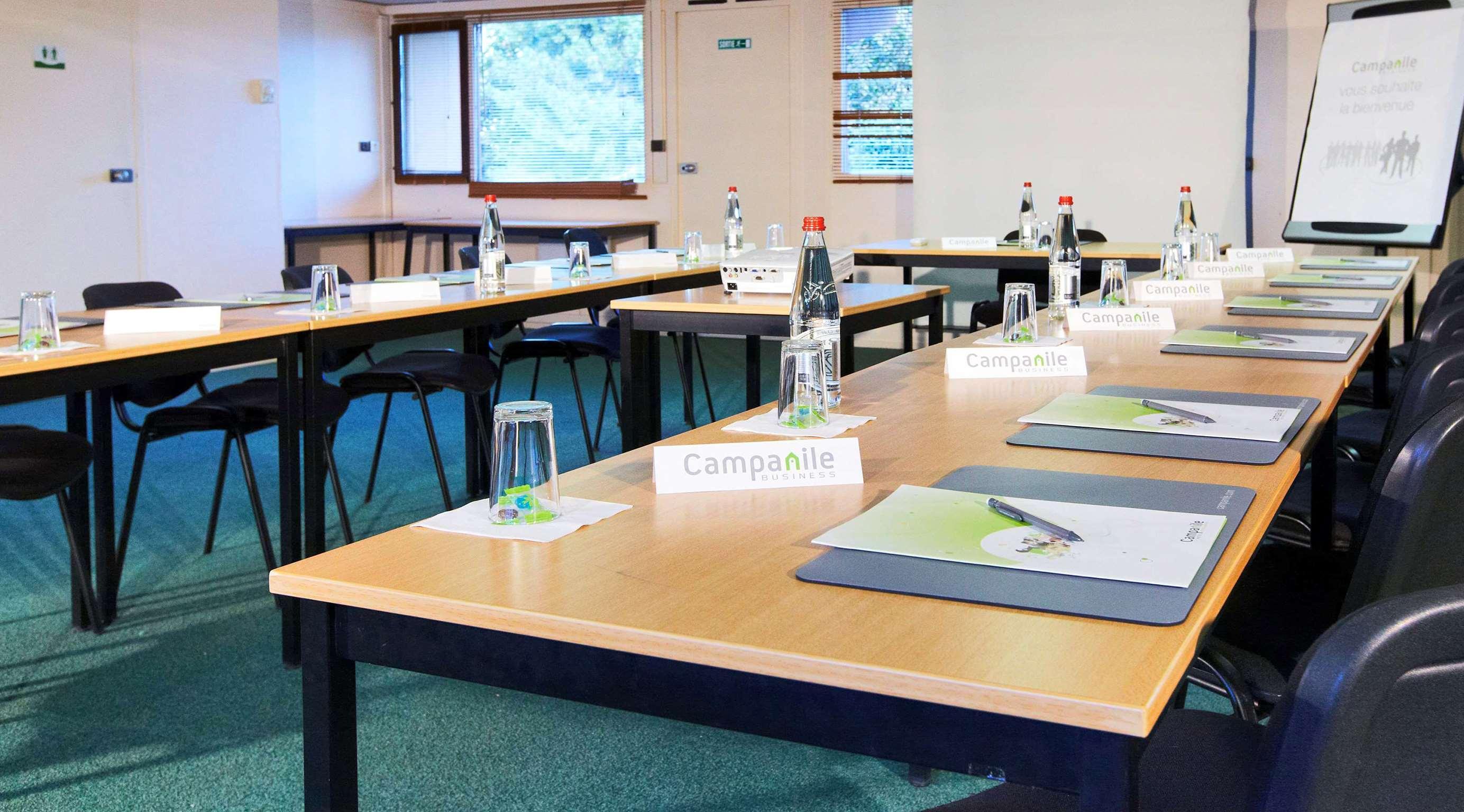 Vista Lobby Campanile Paris Est - Bobigny