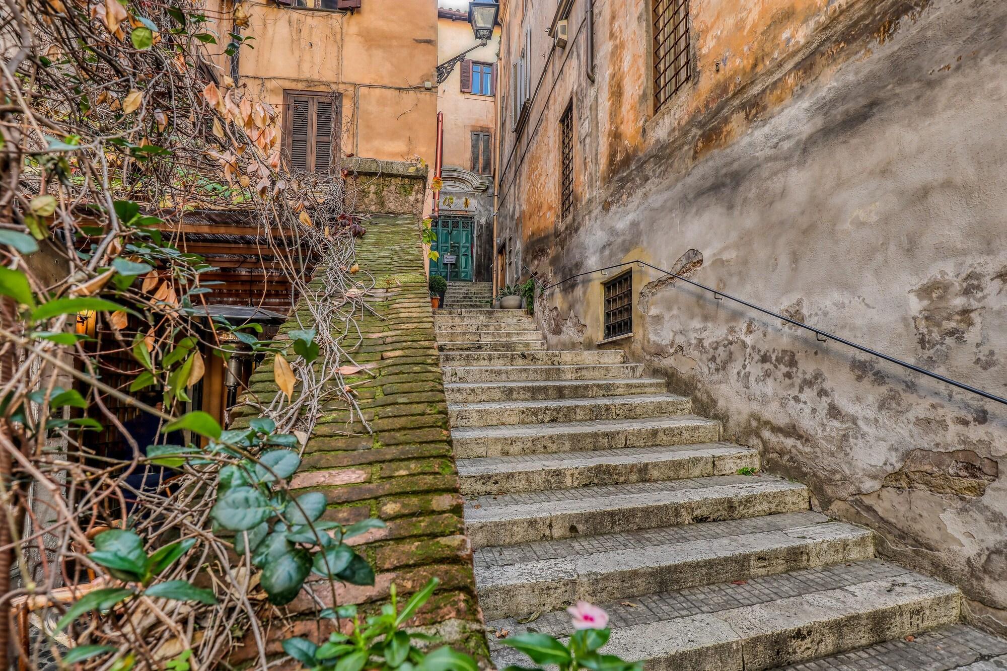 Vista Exterior Luxury Navona