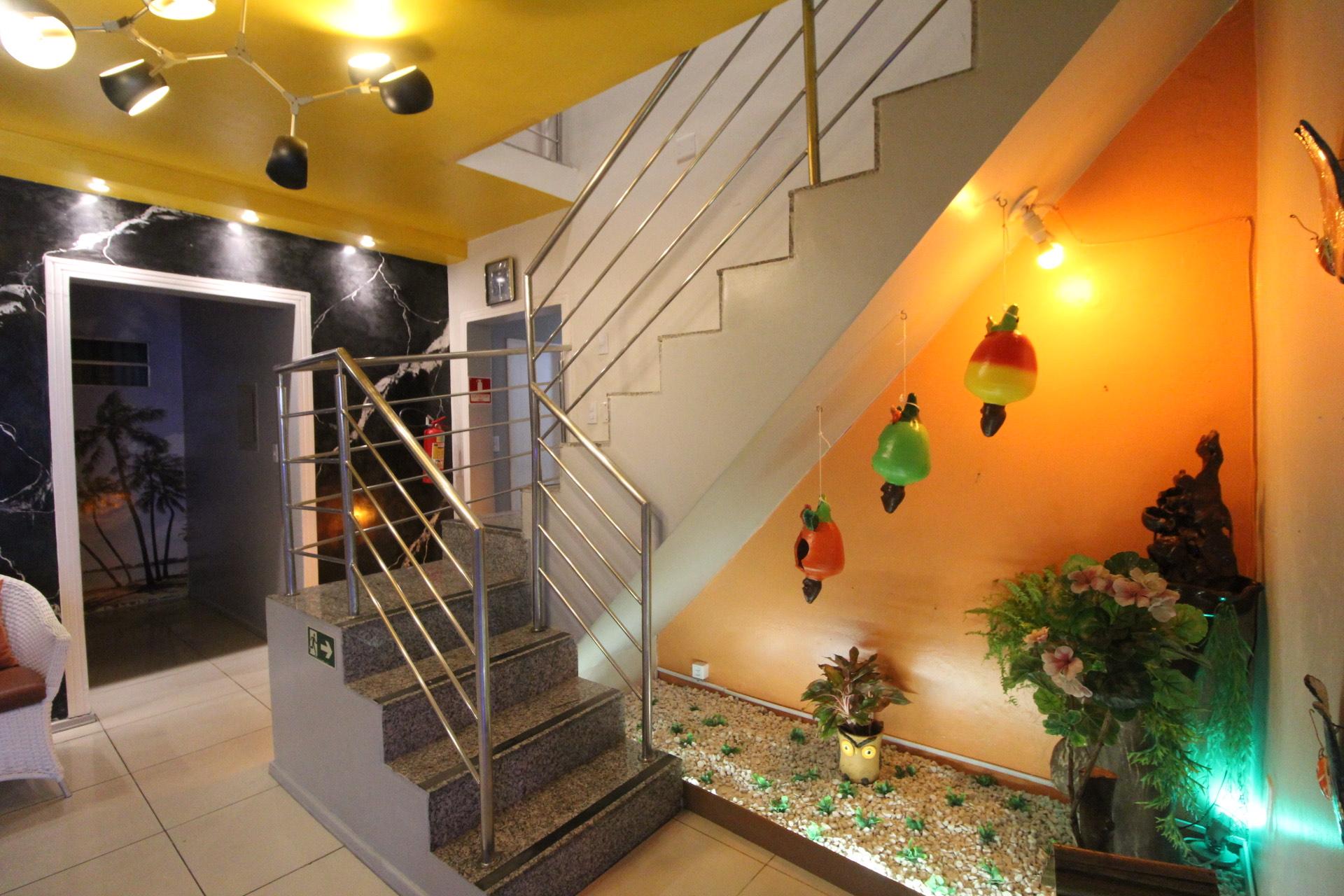 Corredores / Escaleras Hotel Aeroporto Montese Star