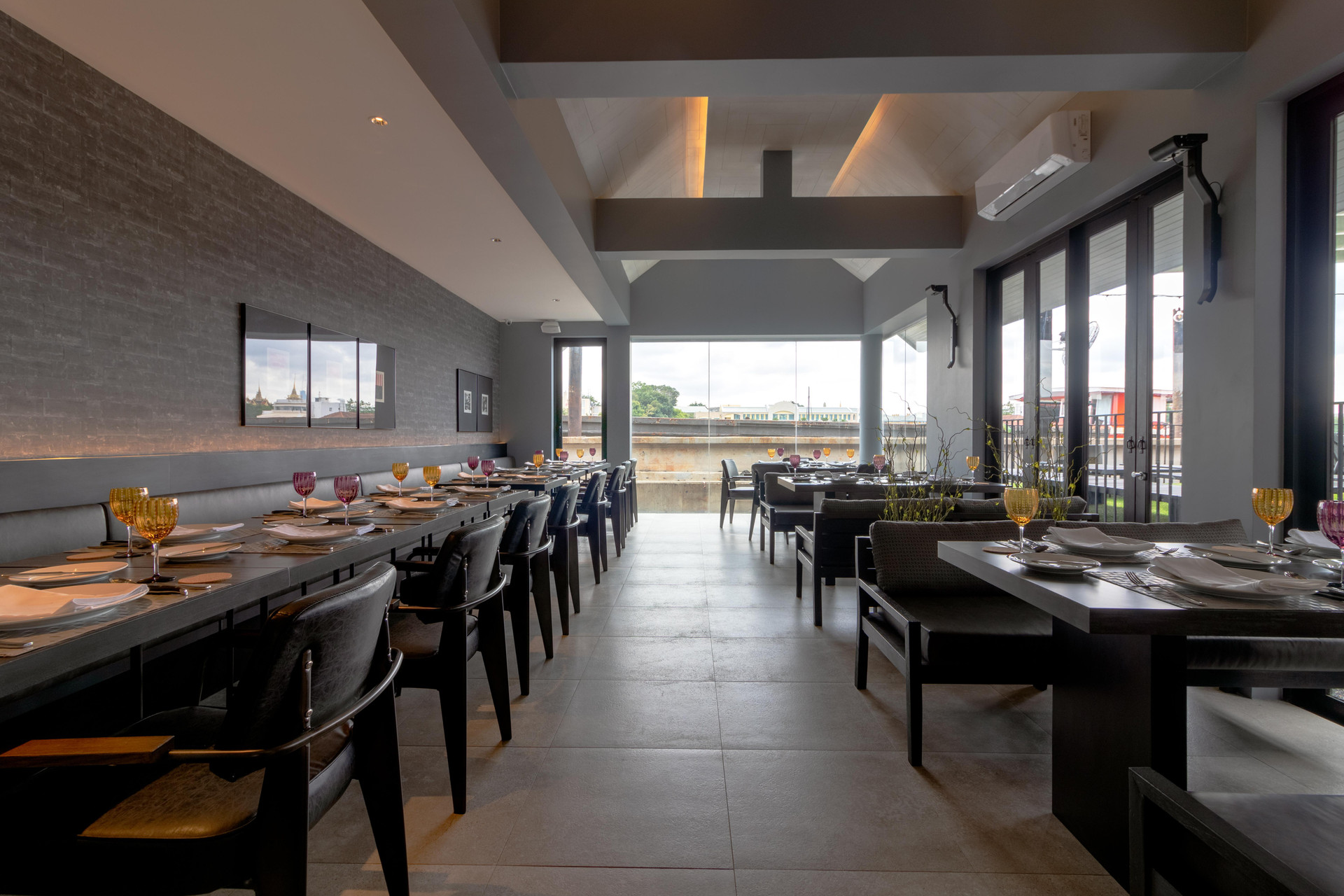 Restaurant Theatre Residence