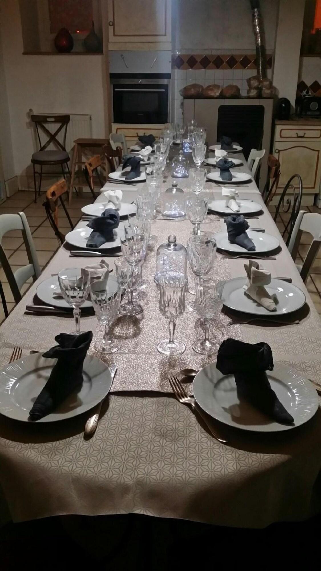 Varios Belle Occitane