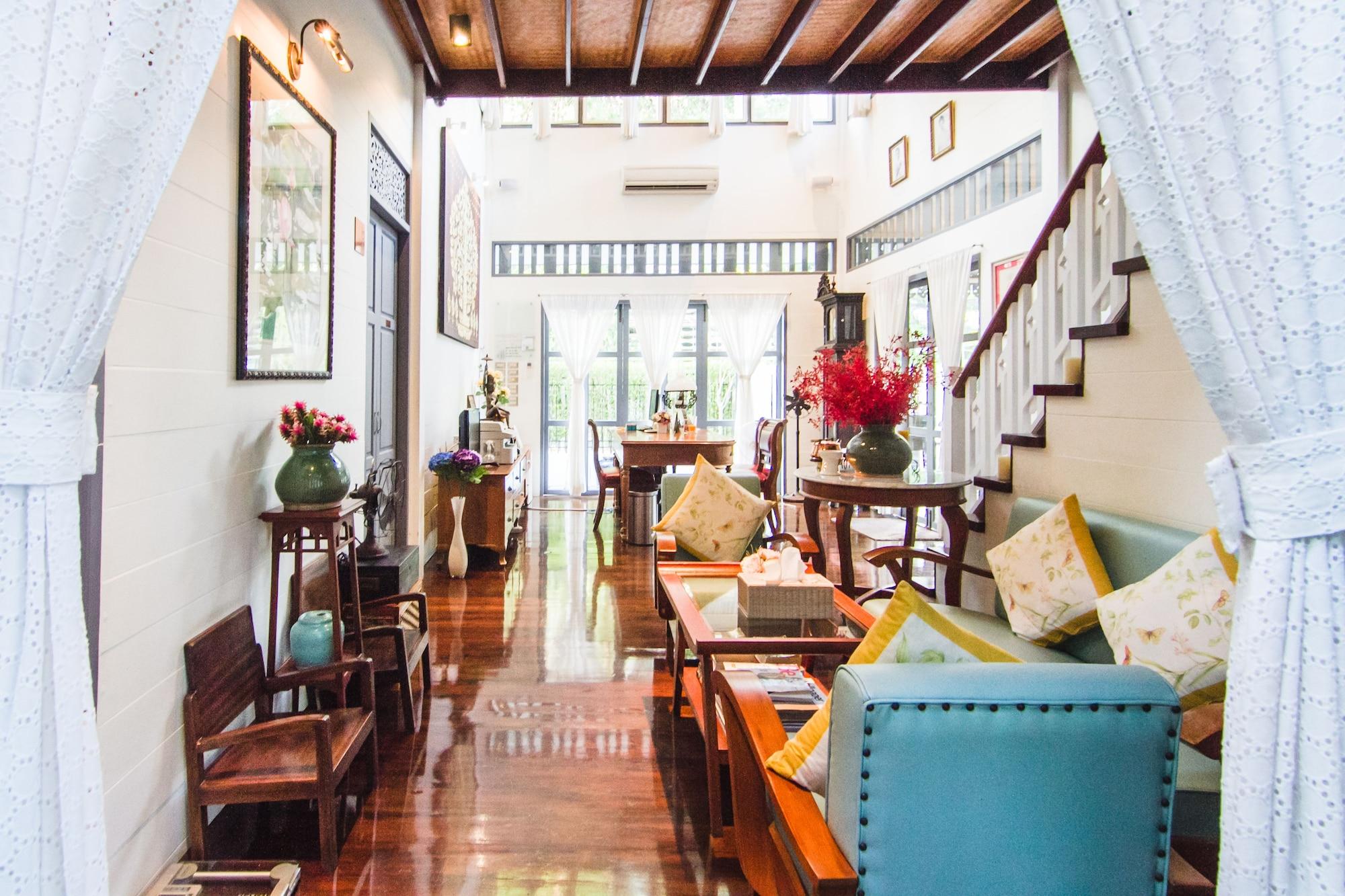 Vista Lobby Baan Noppawong