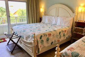 Alquiler Vacacional - Sandestin Luau Studio, Steps to Beach - Family/Golf, Beach Gear/TRAM/WiFi