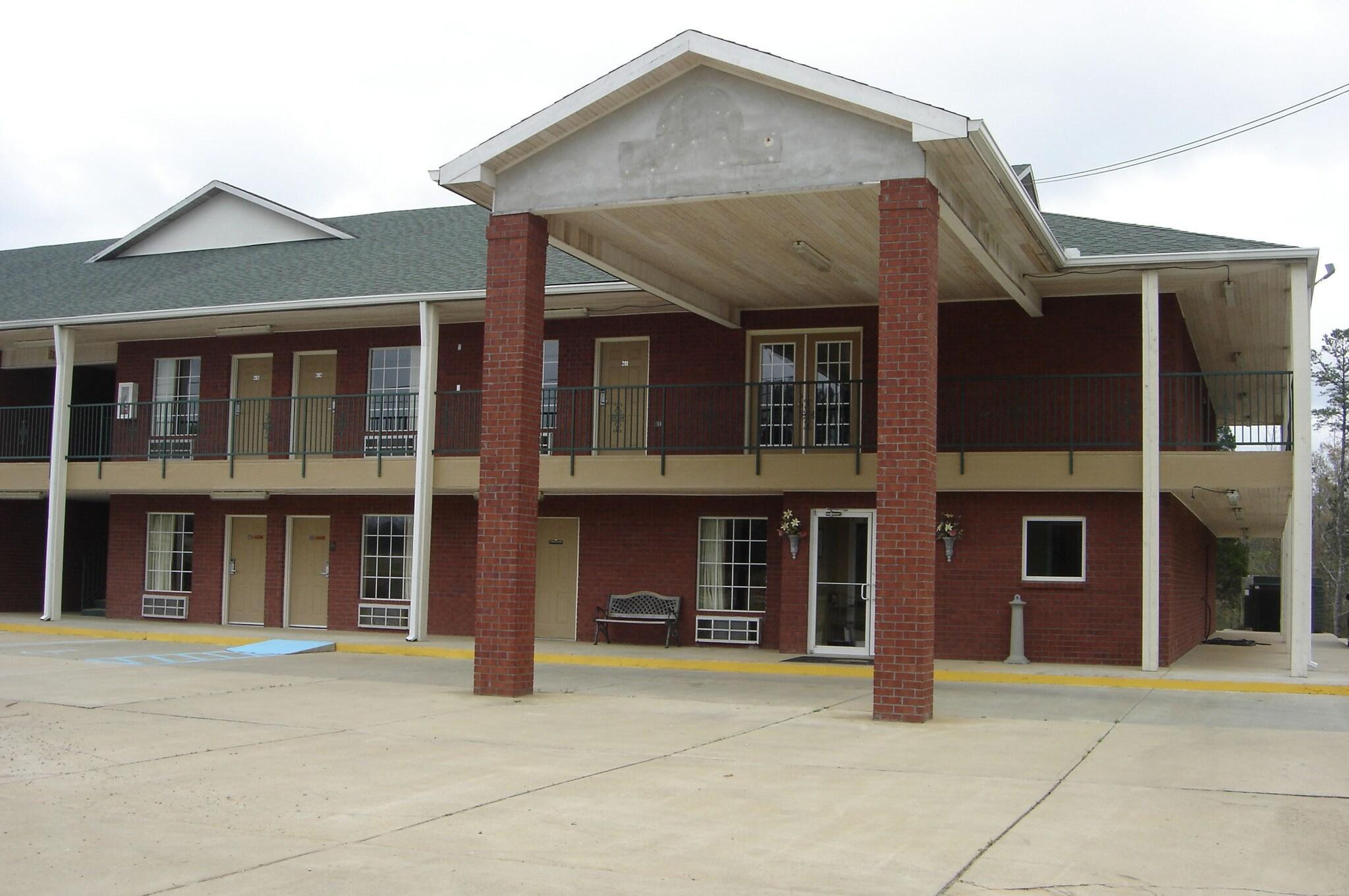 Vista Exterior Homegate Inn