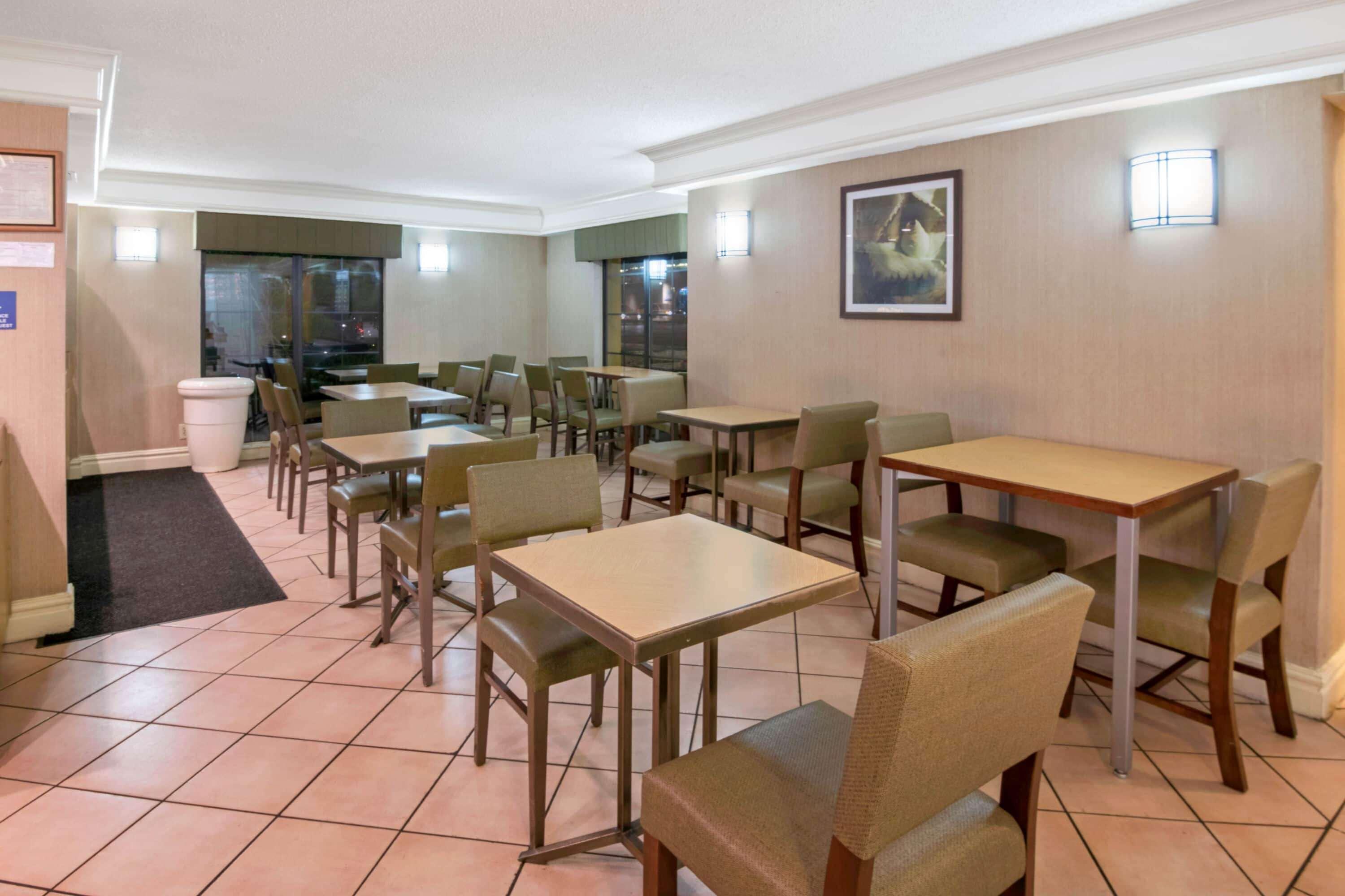 Restaurant La Quinta Inn by Wyndham San Antonio Market Square