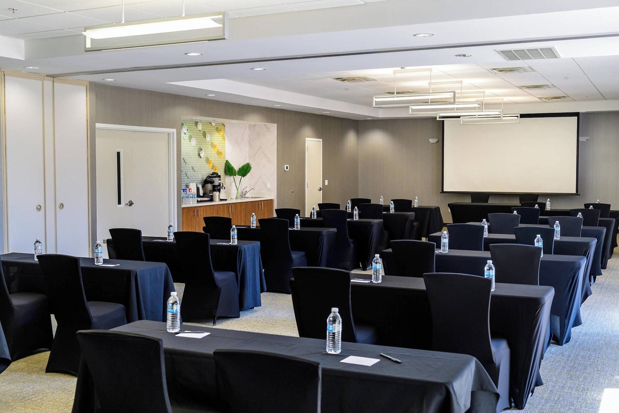 Sala de Reuniones SpringHill Suites Houston NASA/Seabrook