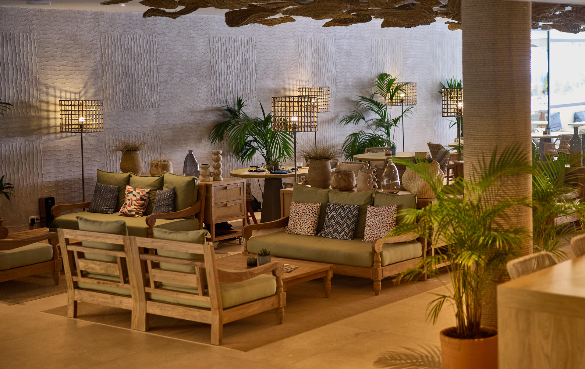 Vista Lobby The Club Cala San Miguel Hotel Ibiza,Curio Collect