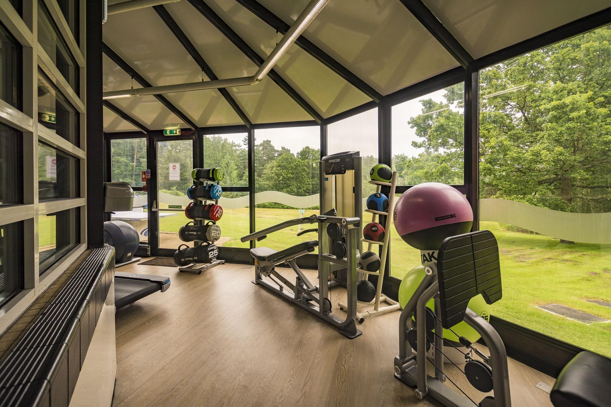 Instalaciones Recreativas Hilton Cobham