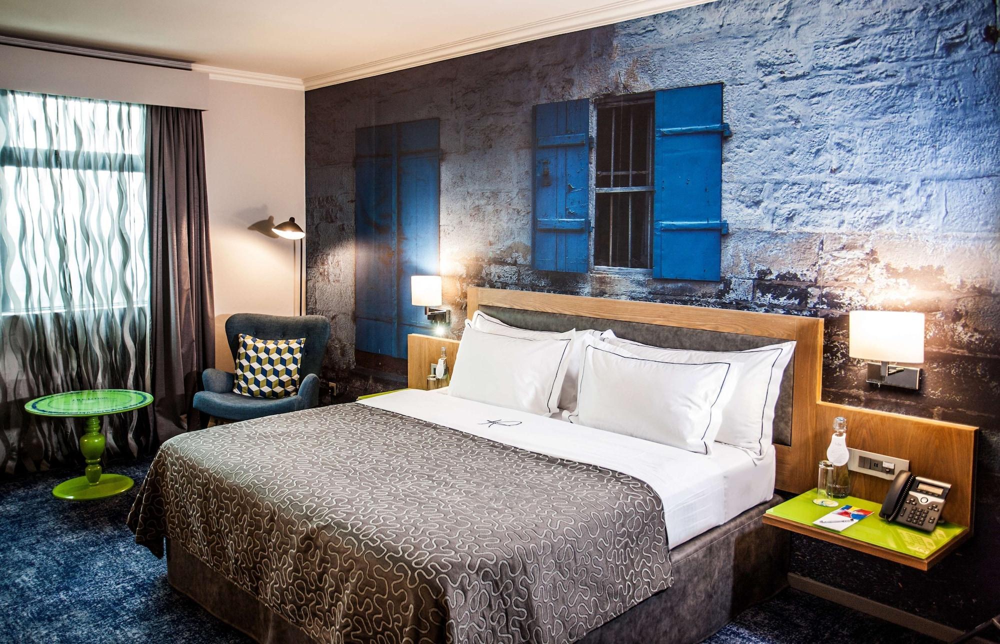 Habitación Hennessy Park Hotel