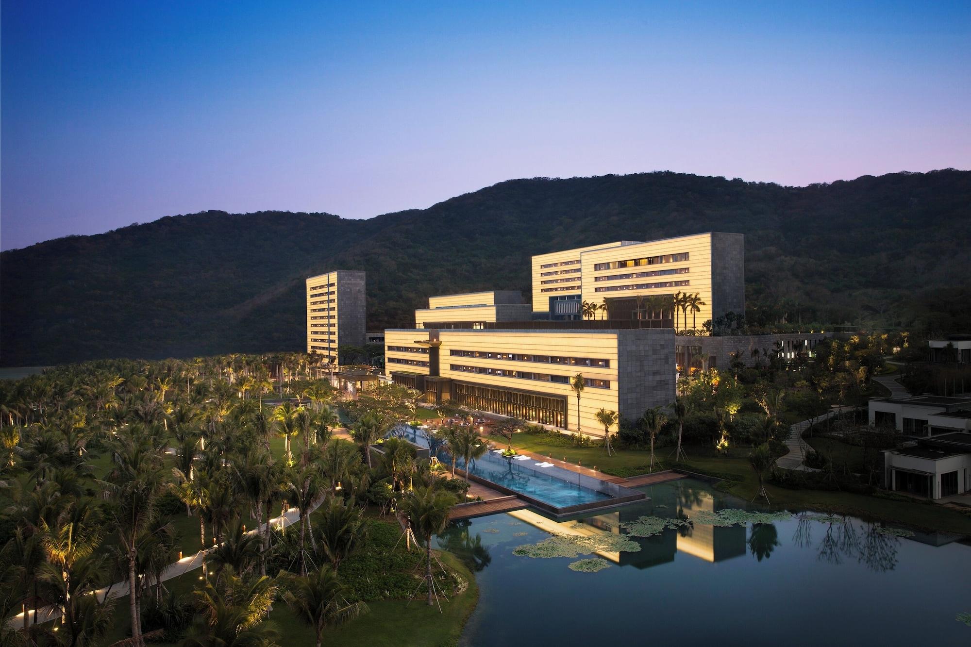 Vista Exterior Park Hyatt Sanya Sunny Bay Resort