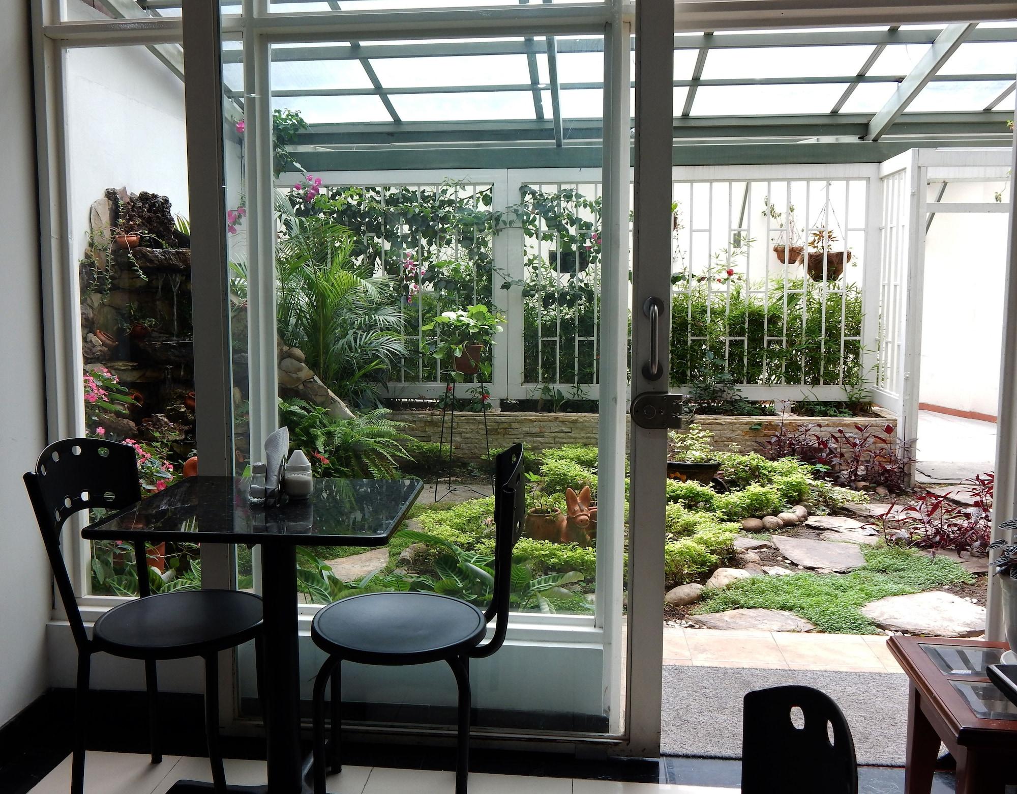 Restaurant Apartamentos Galerias 52