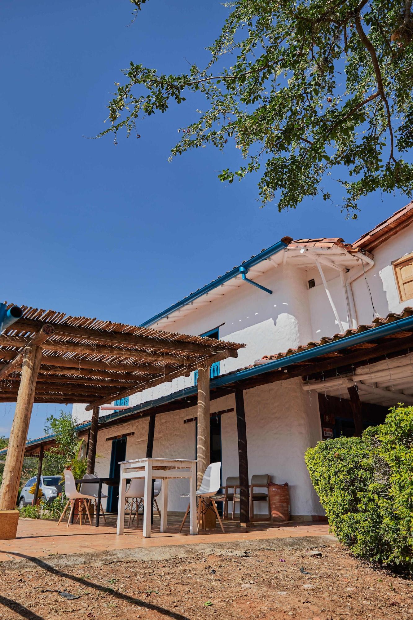 Vista Exterior Santos de Piedra Barichara