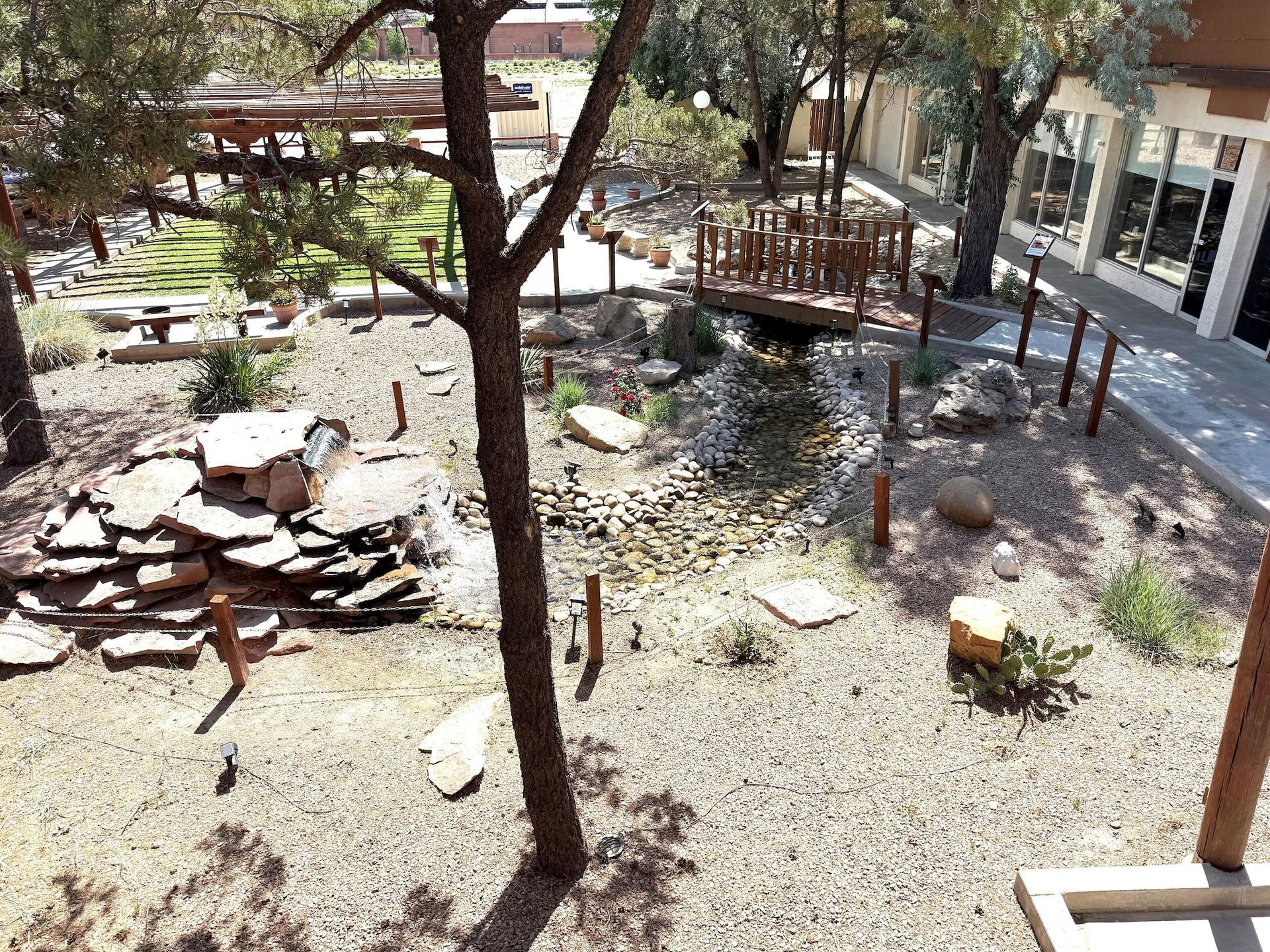 Vista Exterior Navajo Nation Inn