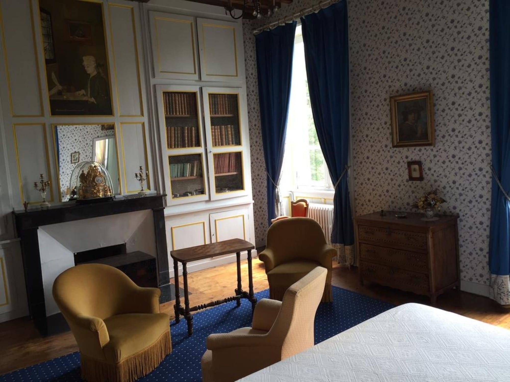 Equipamiento de Habitación Château d'Asnieres en Bessin