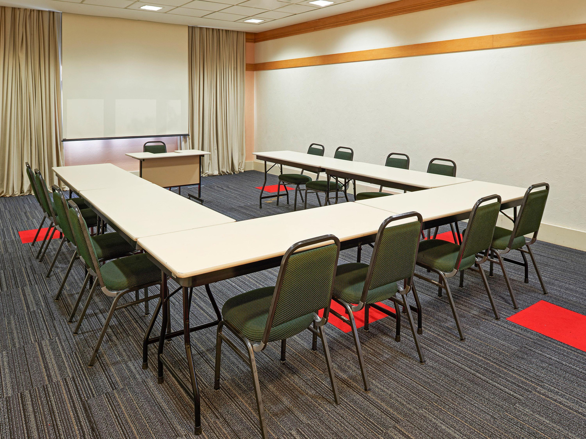 Vista Exterior ibis Sao Carlos