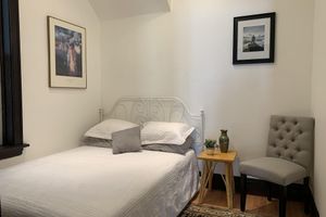 Alquiler Vacacional - Vintage Wrigleyville Apartment + Free Parking