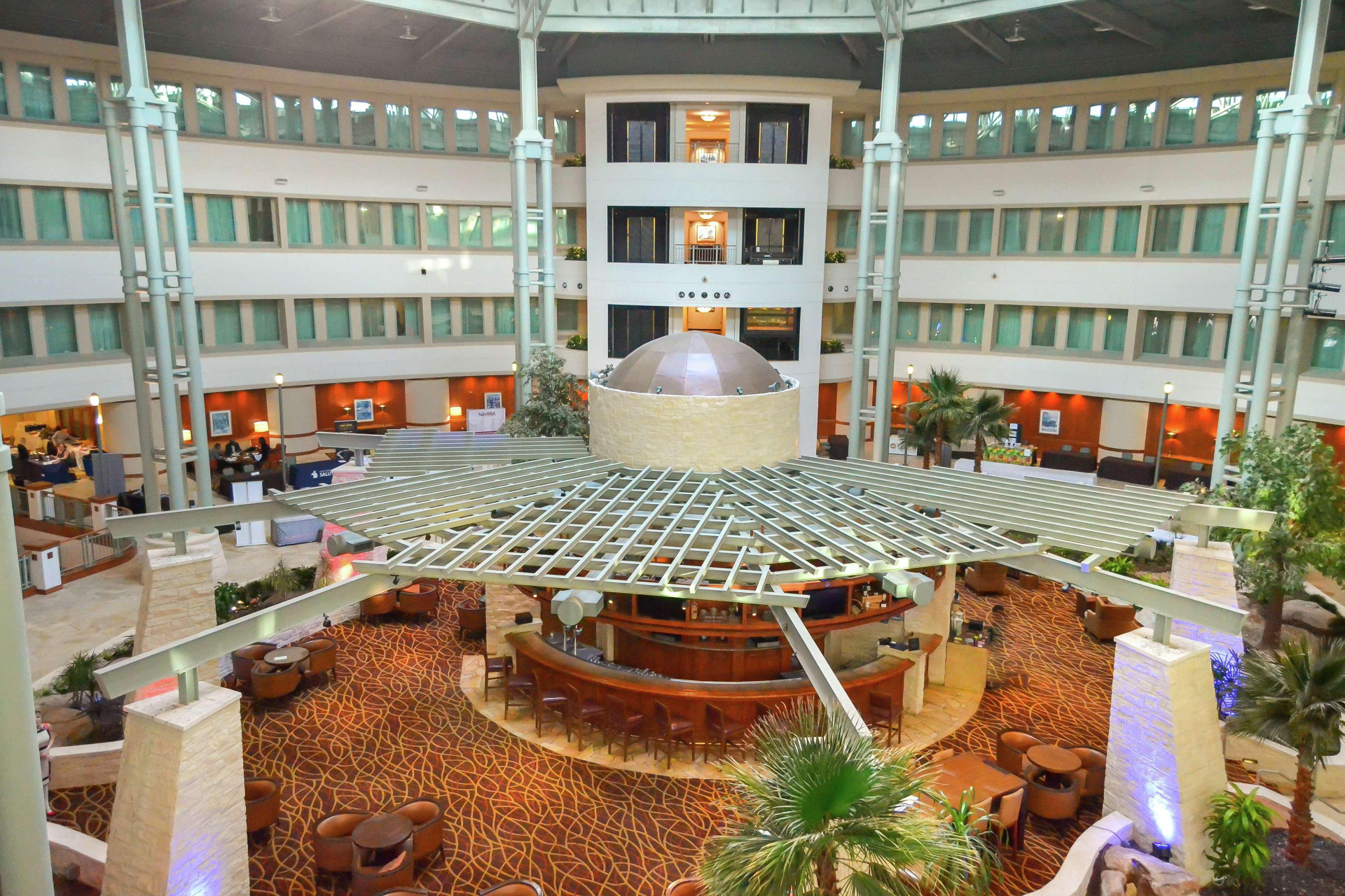 Vista Lobby Hilton Austin Airport