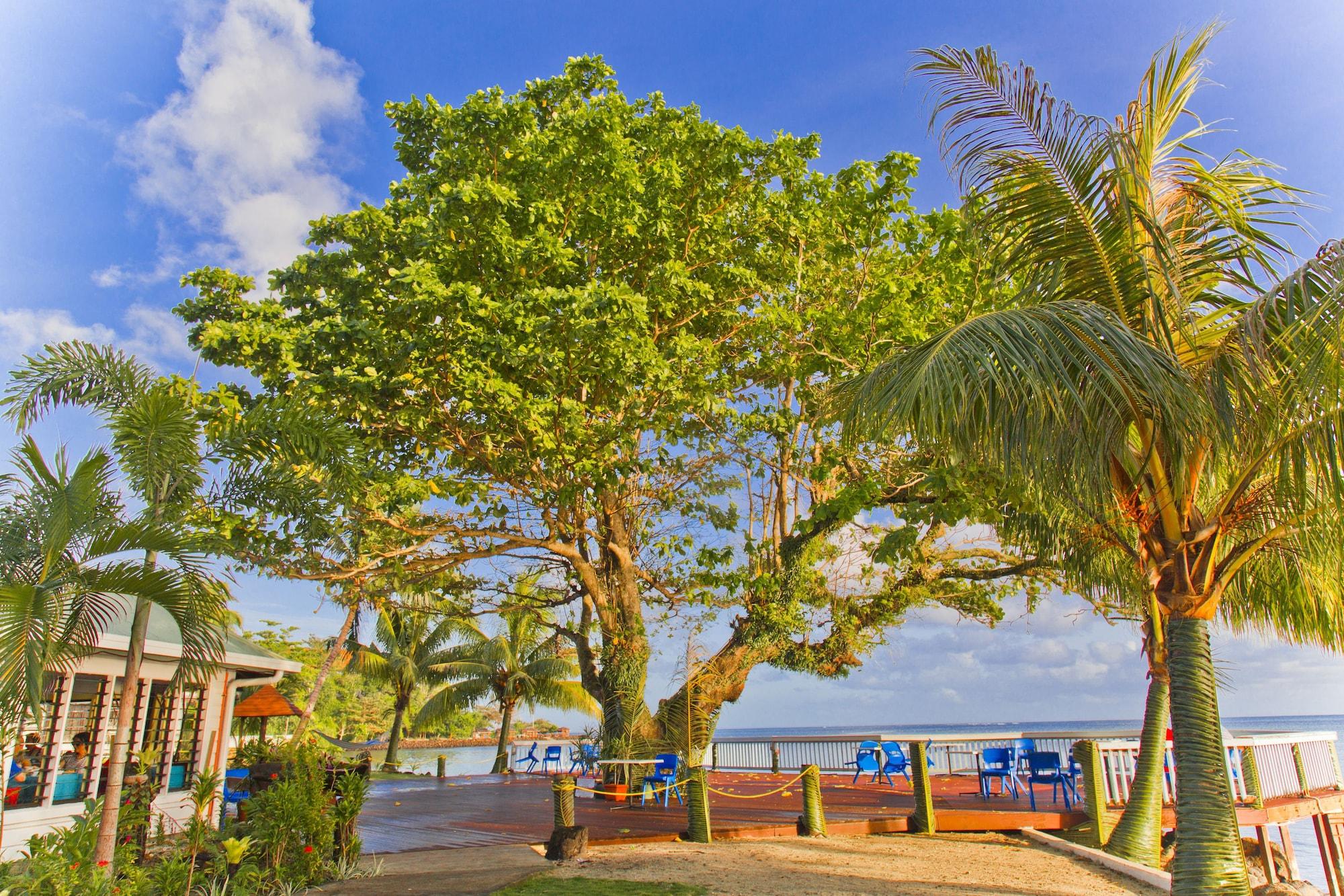 Instalaciones Recreativas Le Uaina Beach Resort