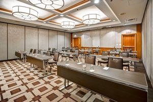 Alojamiento - Embassy Suites by Hilton Chicago Downtown River North