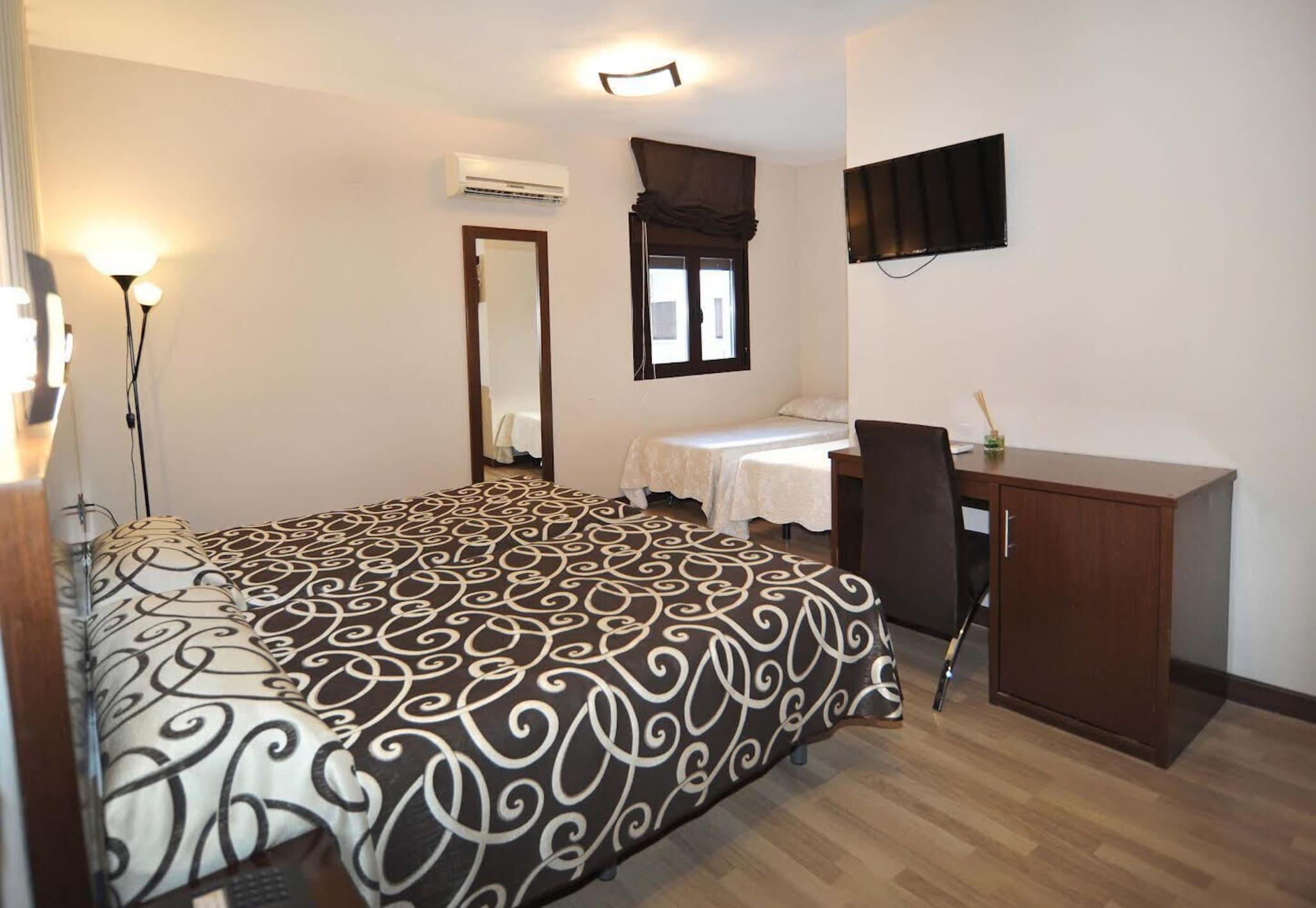 Vista Exterior Hotel Ciudad de Plasencia