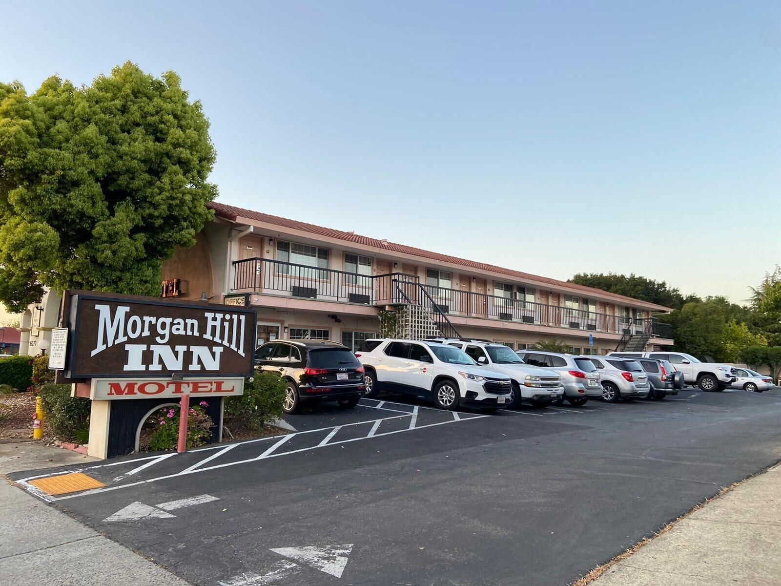 Varios Morganhill Inn Motel