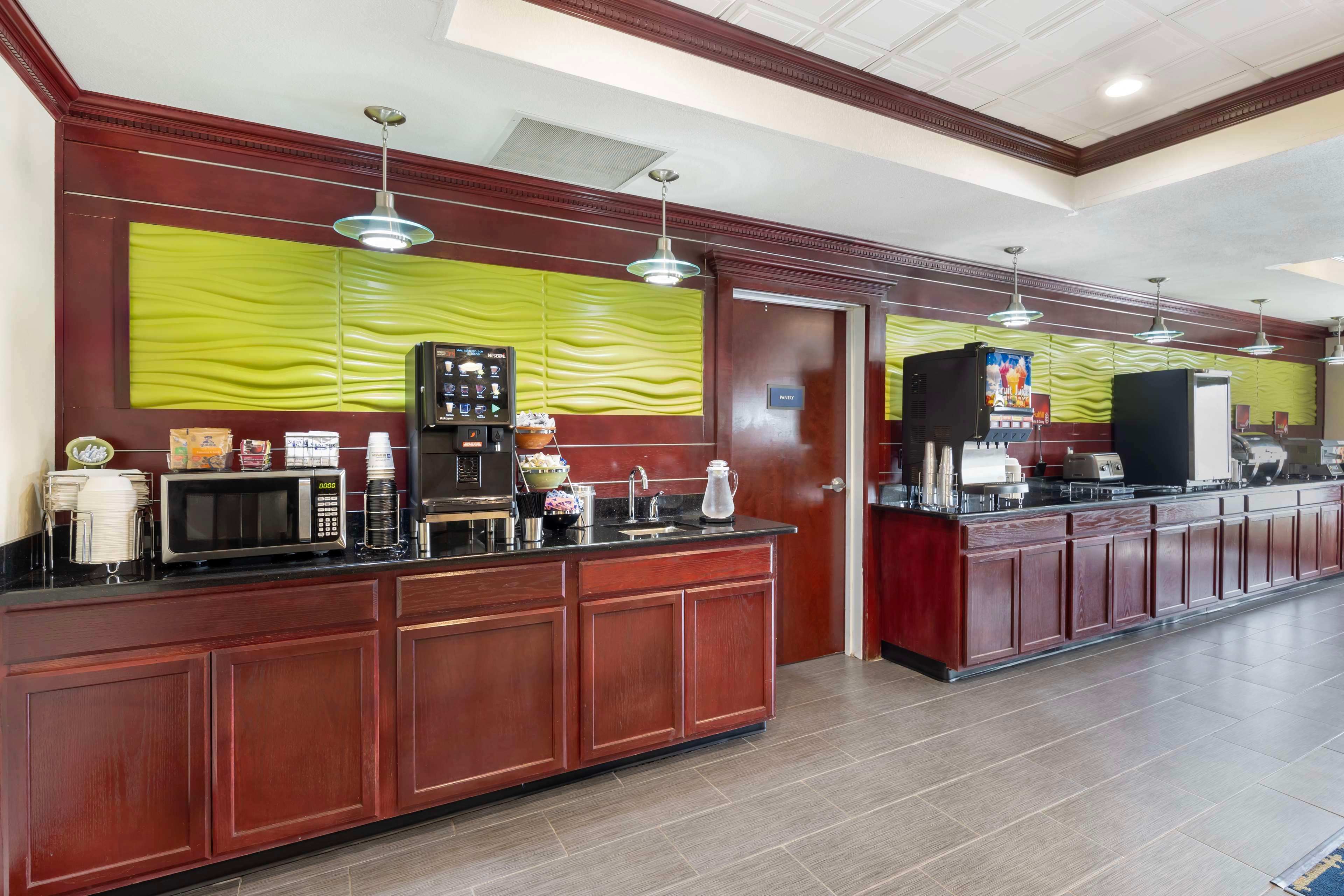 Restaurant Best Western Plus Pratt