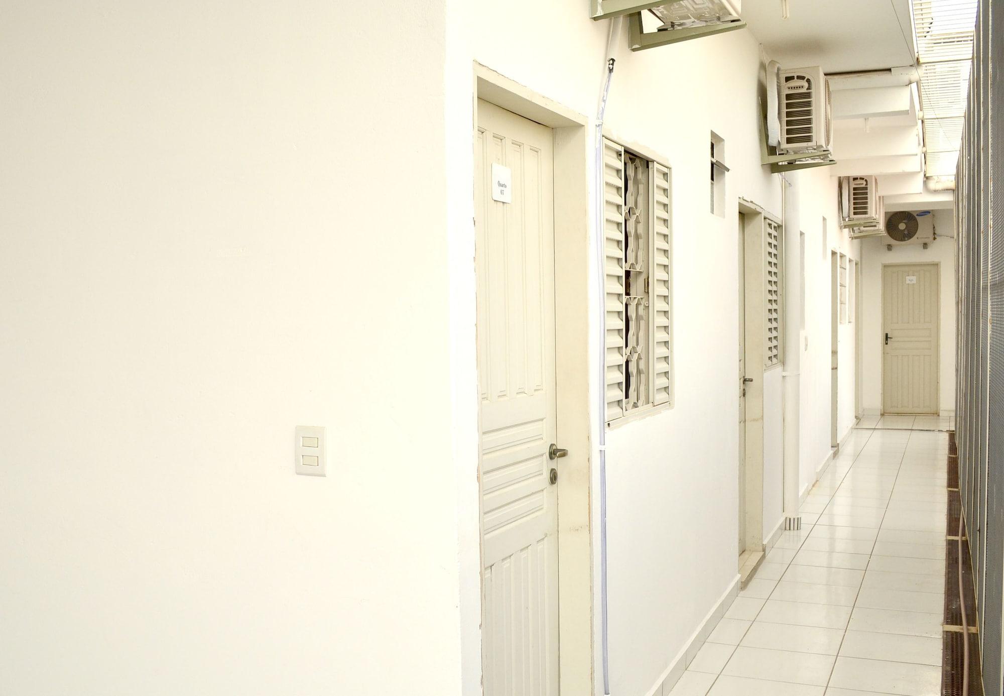 Varios Lize Hotel-Hostel