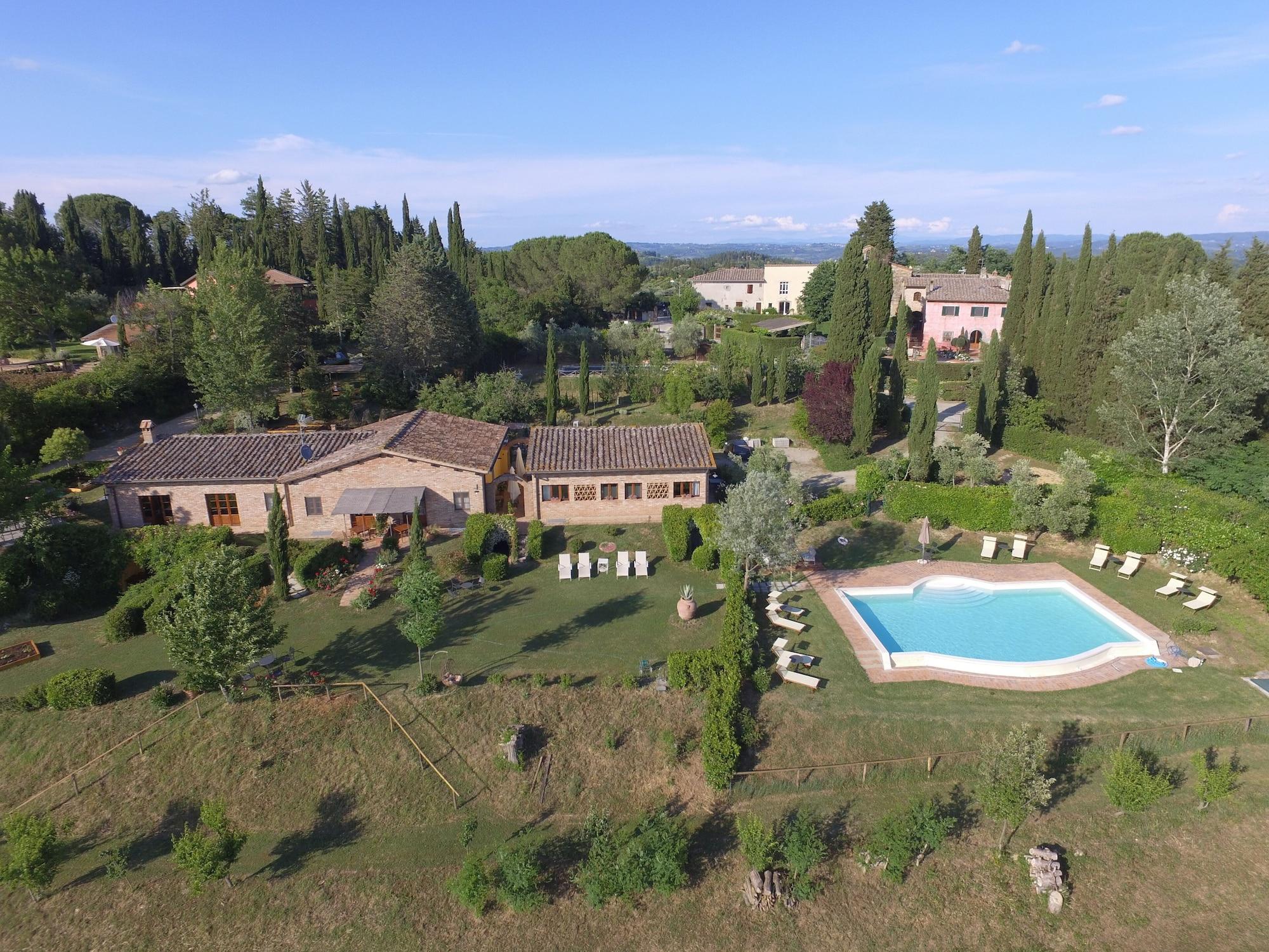 Varios Fattoria Sant'Andrea