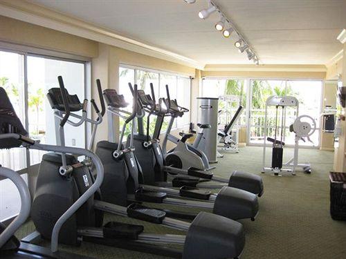 Gimnasio Ilikai Hotel & Luxury Suites